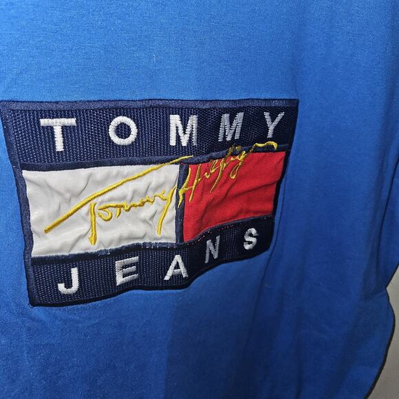 Vintage Mens Tommy Hilfiger Tee - Picture 2 of 3